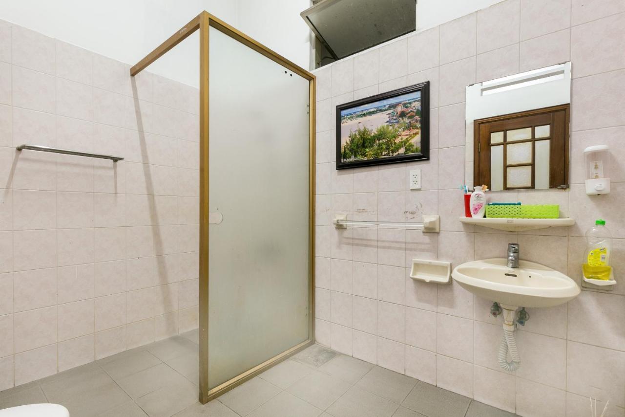 Spot On 710 Sakura Hostel Cholon ホーチミン市 エクステリア 写真